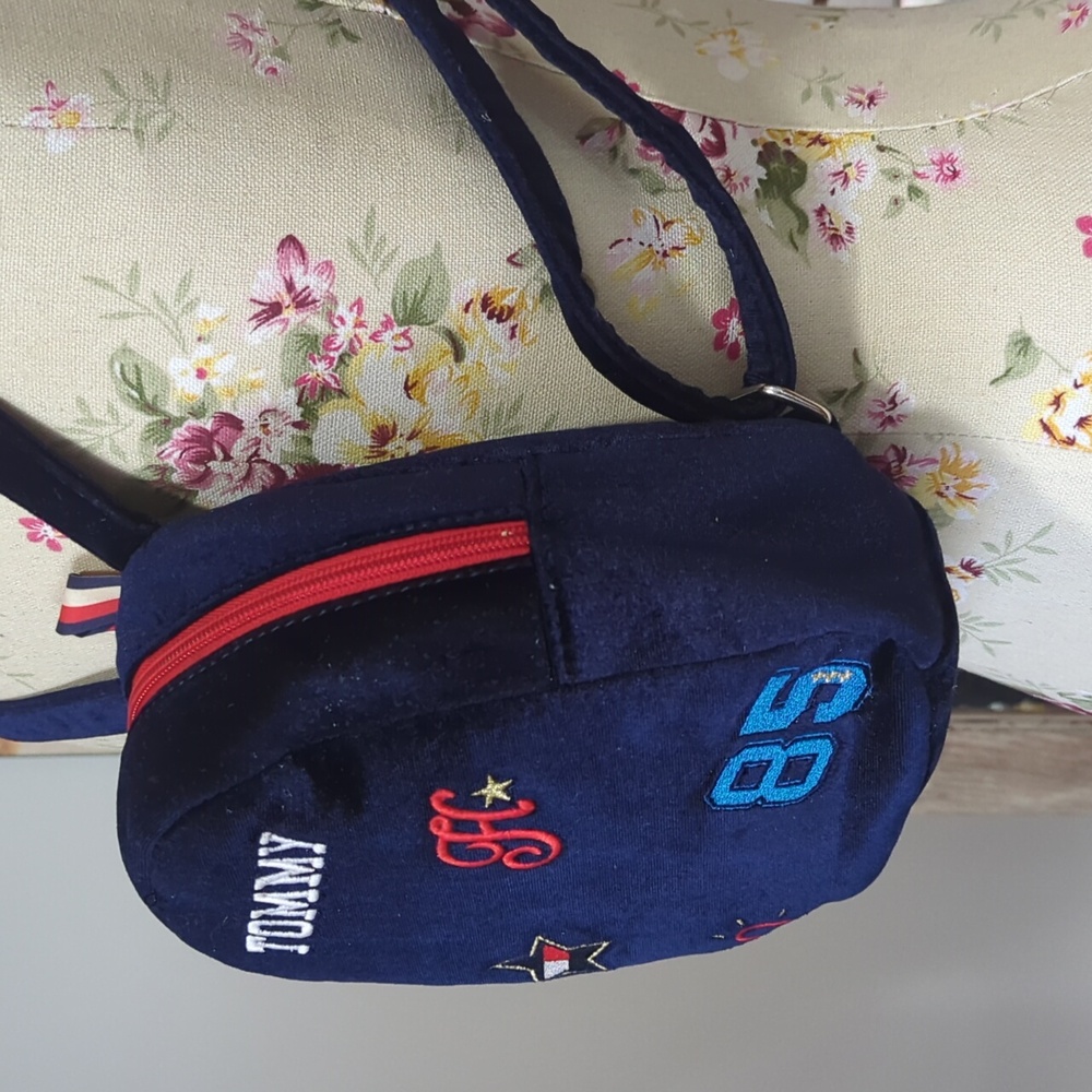 Tommy Mini‎ Backback - Picture 2 of 11
